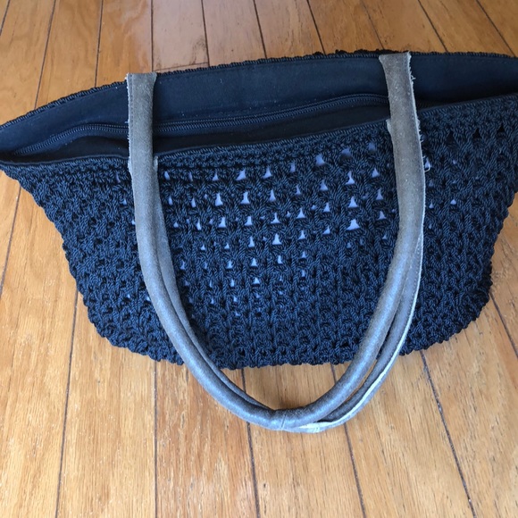 Norm Thompson | Oversized Crocheted Tote - Picture 5 of 7